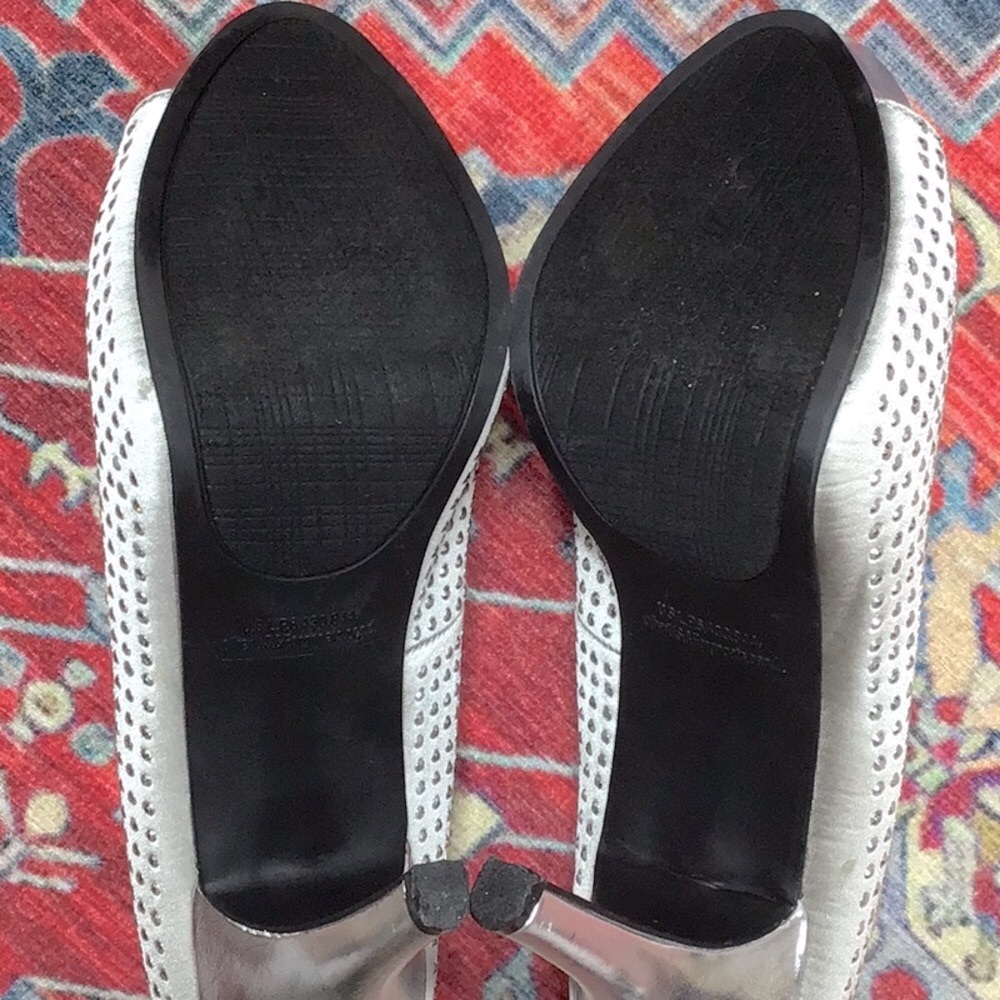 🤍 Rampage Gimme Silver Satin Rhinestone Peep Toe Platform Heels Sz.8 - Picture 7 of 10